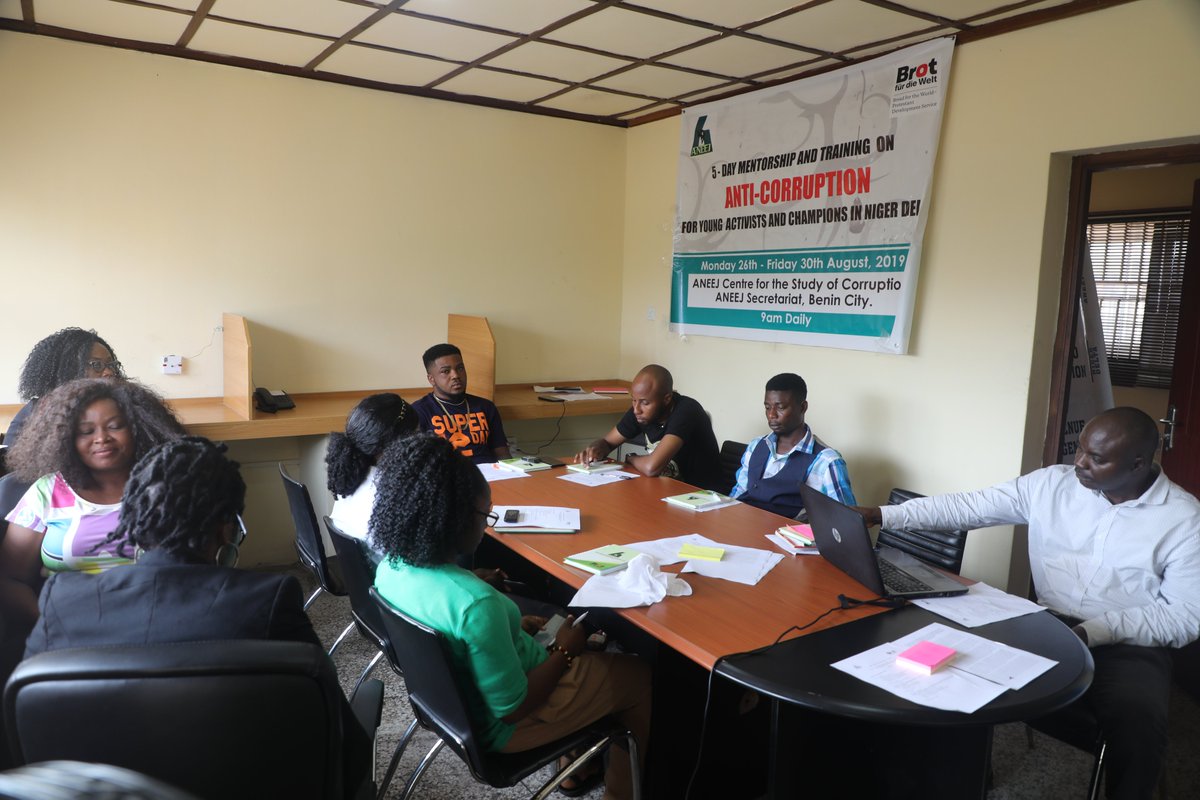 aneejnigeria's tweet photo. #OpenND #Corruptionmustnotpay #AneejUpdate @CSOHUBNG @uncaccoalition @PremiumTimesng @ICPC_PE @officialEFCC Ongoing: Here at ANEEJ Centre for the Study of Corruption is "Training on Anti-corruption for Young Activist and Champions in Niger Delta". https://t.co/wB0zhDNTvK