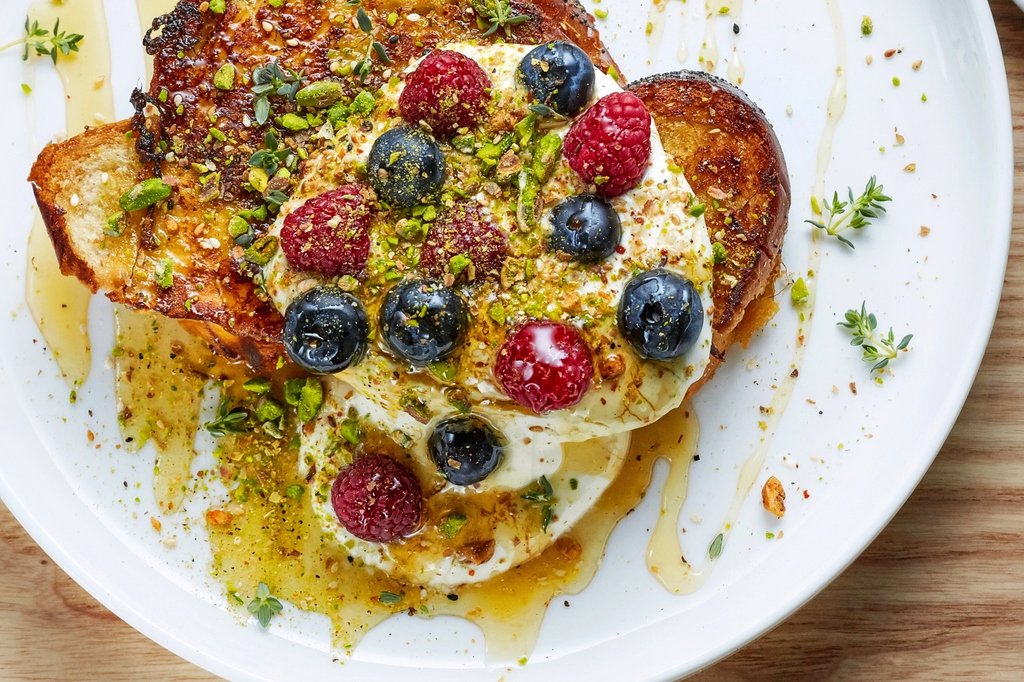ldn_amber's tweet photo. Better pack in the energy you need to let loose all day at the #NottingHillCarnival! ππ―β‘ #ChallahToast #OpenThroughoutBankHoliday #London #Aldgate https://t.co/qePny5aLb2