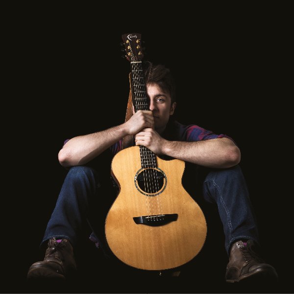 livegreengate's tweet photo. Ever fancied learning to play guitar or getting your voice pitch perfect? One of our talented residents Shaun Rimmer, is now offering in-house guitar lessons &amp; vocal training!
Grab your chance to learn from his savvy skillset, in your very own apartment or communal living space! https://t.co/OBptN5eznu