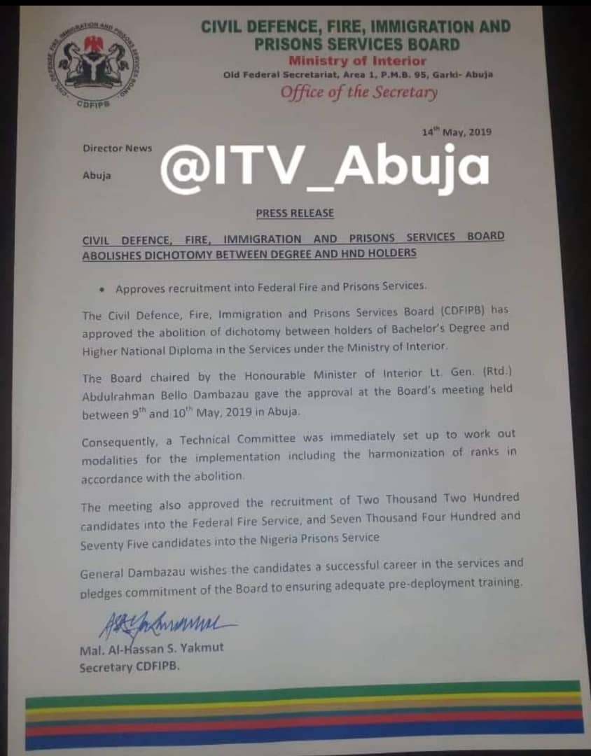NetworkNest's tweet photo. @CIVILDEFENDERS @raufaregbesola @MobilePunch @daily_trust @nanonlineng @vanguardngrnews @nigeriantribune @sunrisedailynow @channelstv @BBCAfrica @BreakingNews @LeadershipNGA @coretvnewsng @TheReflectorNG @pmnewsnigeria New interior Minster should look into this. https://t.co/DdYLEOtuNU