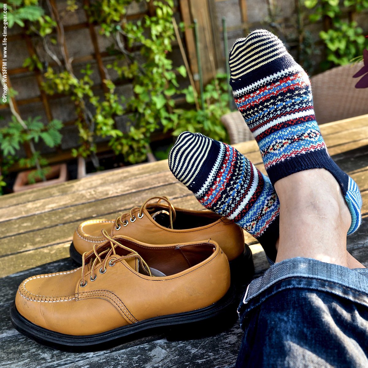 redwingffm's tweet photo. It’s Moc &amp; Sock Monday: Summer is back in Middle-Germany, so the devise for today is “low top”. Have a relaxed start into your “Red Wing Week”! ⁦@RedWingHeritage⁩ ⁦@RedWingShoes⁩ ⁦@lifetimegear⁩ https://t.co/nNscgSwMf9