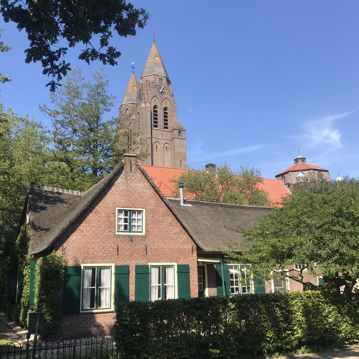 PennyHaw's tweet photo. Time for a final #flatrun in The #Netherlands before heading home tomorrow. Bedankt. My legs and I have loved it. https://t.co/wrOtqB8kye