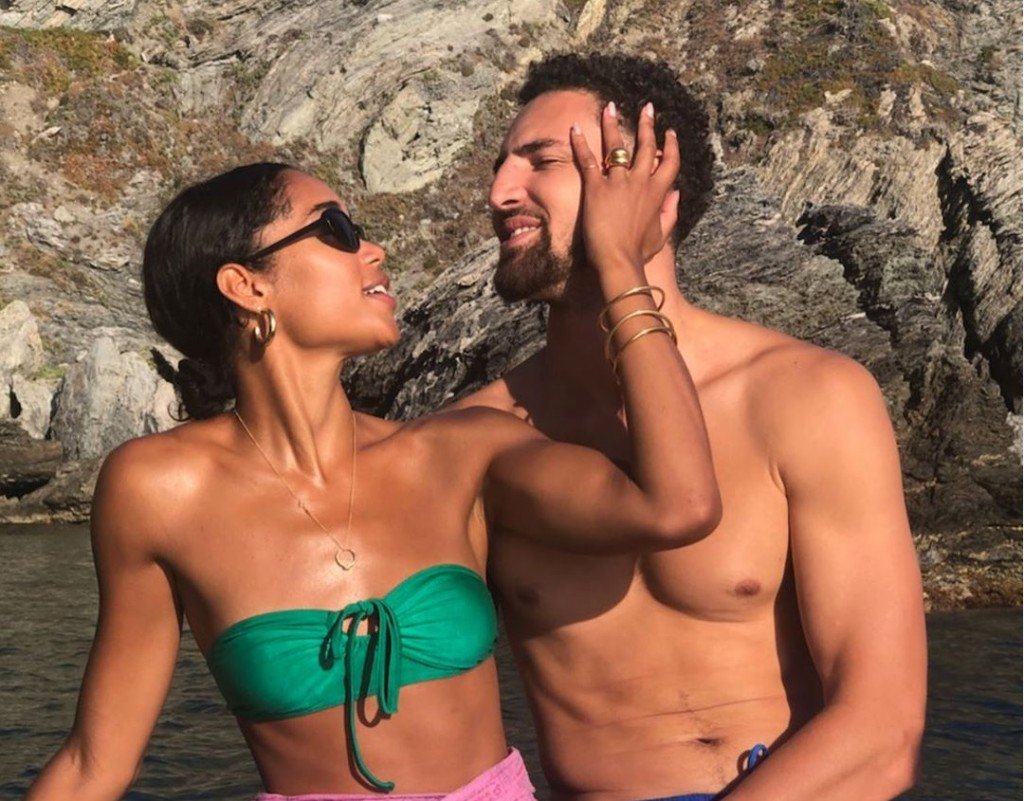 Klay Thompson’s Vacation Pictures With Laura Harrier Go Viral. https://t.co...