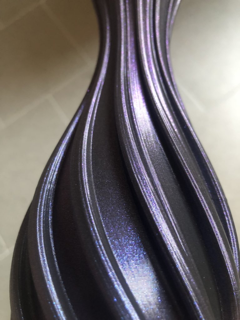 macminoz's tweet photo. And voila, perfect vase with 3 walls! So happy about #prusaslicer #3dptinter !! I used #wizardvoodoo by @Fillamentum and @Creality3dprint #ender3 https://t.co/cv0xFr4YNH