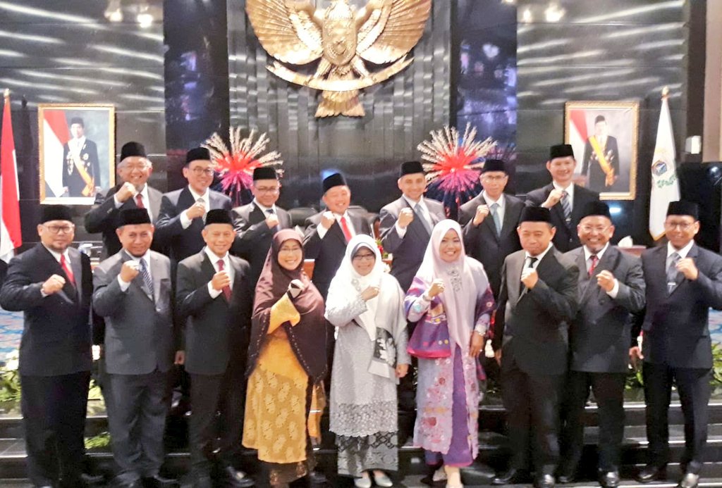 Doakan para anggota Dewan PKS Jakarta agar selalu istiqomah menjalankan amanah berkhidmat untuk rakyat Jakarta.