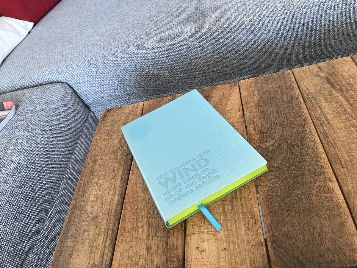 SylviaSchererX's tweet photo. Thank you to my Connected Culture Club colleague @MarieMieschner for this perfect notebook
#creativityneedsspace https://t.co/XdkHaRVXK8