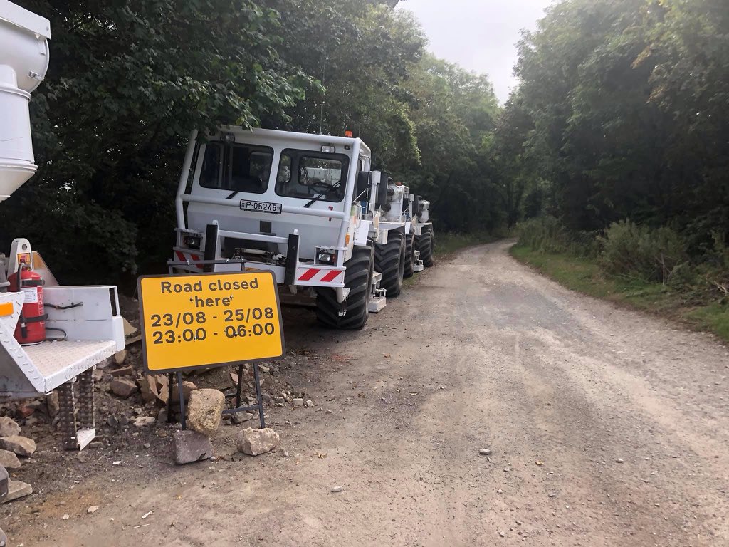SOSBournemouth's tweet image. Photos sent to SOS Facebook page. Seismic test/ geophysical survey thumper trucks @ Kimmeridge #Dorset. Also sensors seen at Steeple. #Kimmeridge 
#Purbeck #Oil #frack Seismic testing planned for various parts inc. Corfe area, Harman's Cross &amp;amp; Worth Matravers. #ecocide