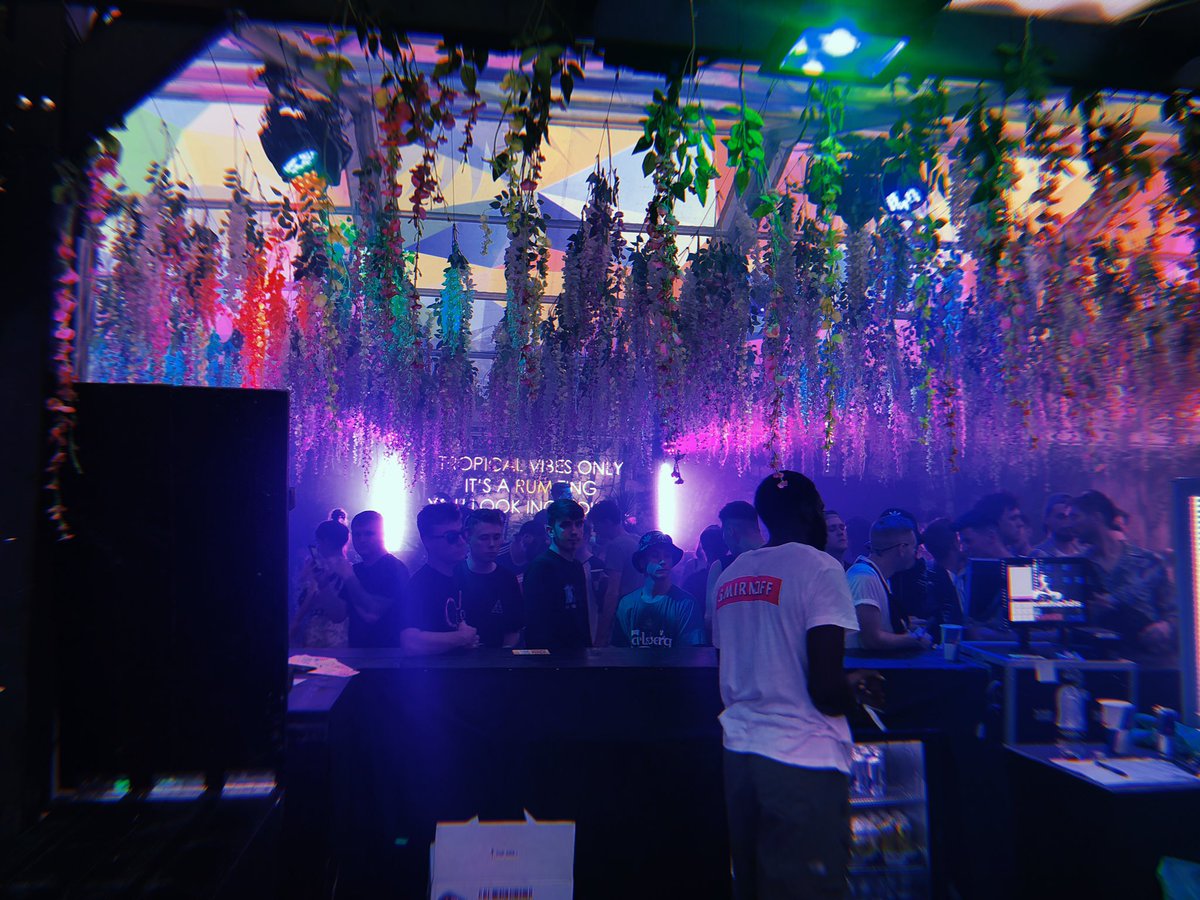 innerkey_'s tweet image. What an insane weekend @Creamfields debut was incredible huge thanks to @RedBullUK for the opportunity 🙏