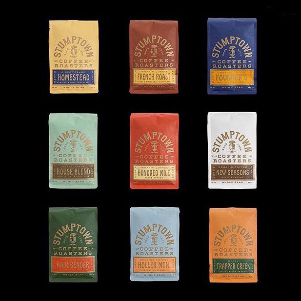 Juri Okita على تويتر あ コーヒー豆のパッケージデザインやりたいな とふと思った オースティンのデザイン事務所 Landが デザインしたstumptownのパッケージはタイプフェイスも色の組み合わせもほんとにかっこいいよな
