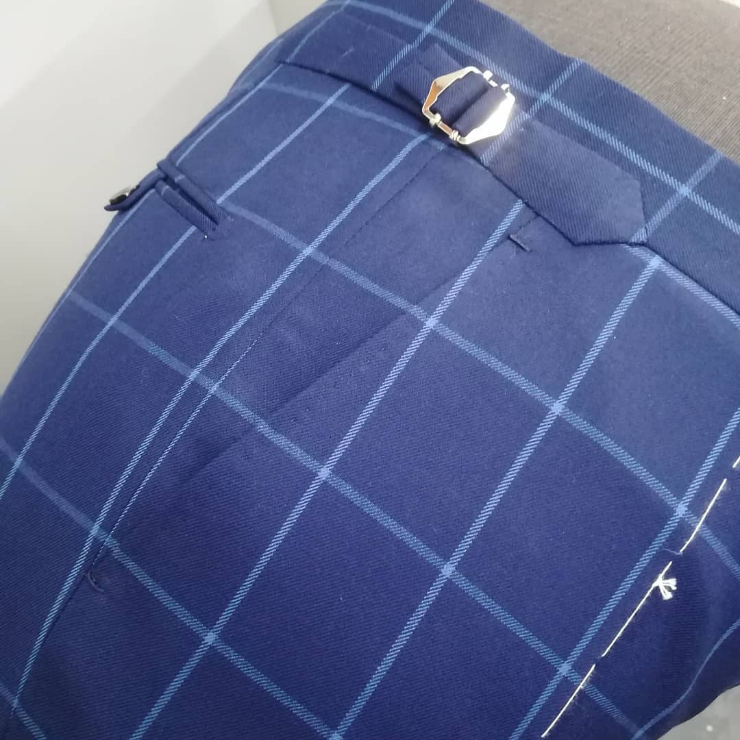 dinsidernigeria's tweet photo. For stylist Gentle Men Only....
M&J Fashion Escapism Pant Collection 🔥🔥🔥🔥
Available in different sizes, fabrics and colors.
#mandjstitches #MondayMotivation #styletoday #Fashionista #BBNaija2019 #teni https://t.co/0s2oyBE090
