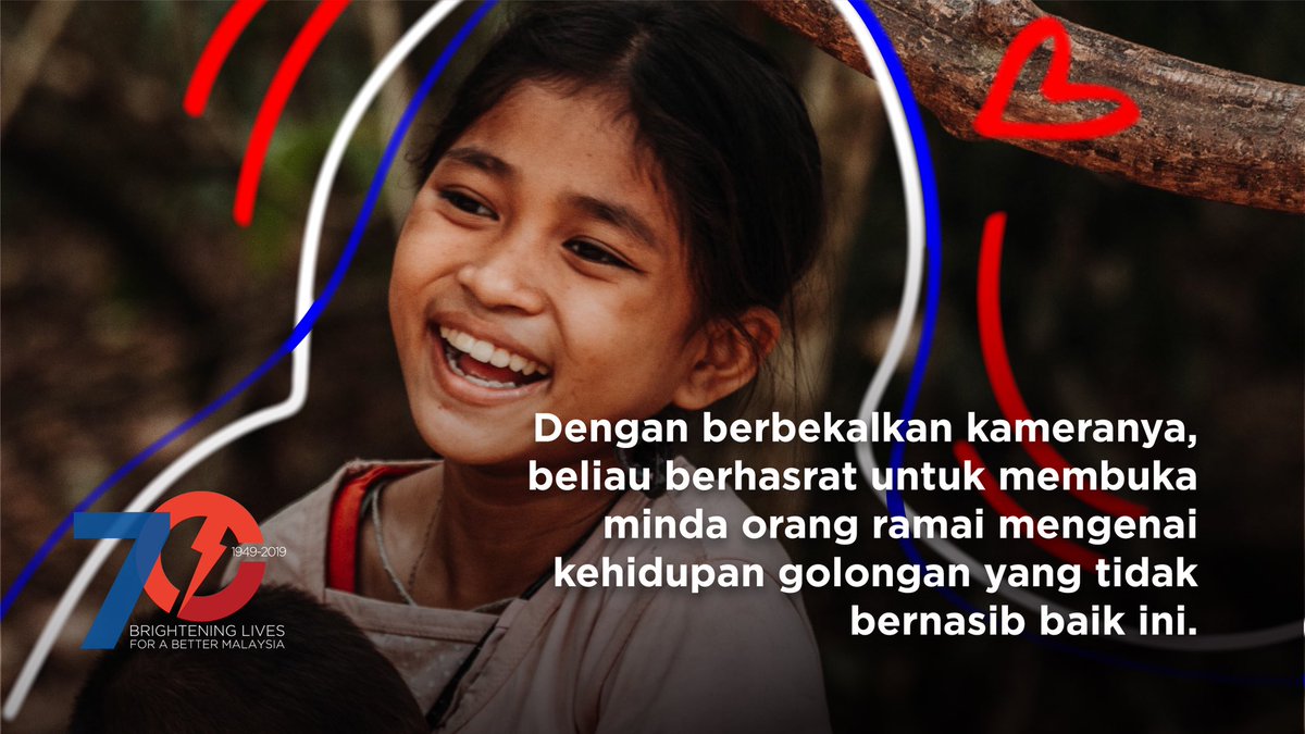 Tenaga_Nasional's tweet photo. Bermula dari pandangan melalui sebuah lensa, usaha beliau dapat membantu menjadikan Malaysia negara yang lebih baik. Ikuti kisah jurugambar ini. https://t.co/Zh8zqSmTiK