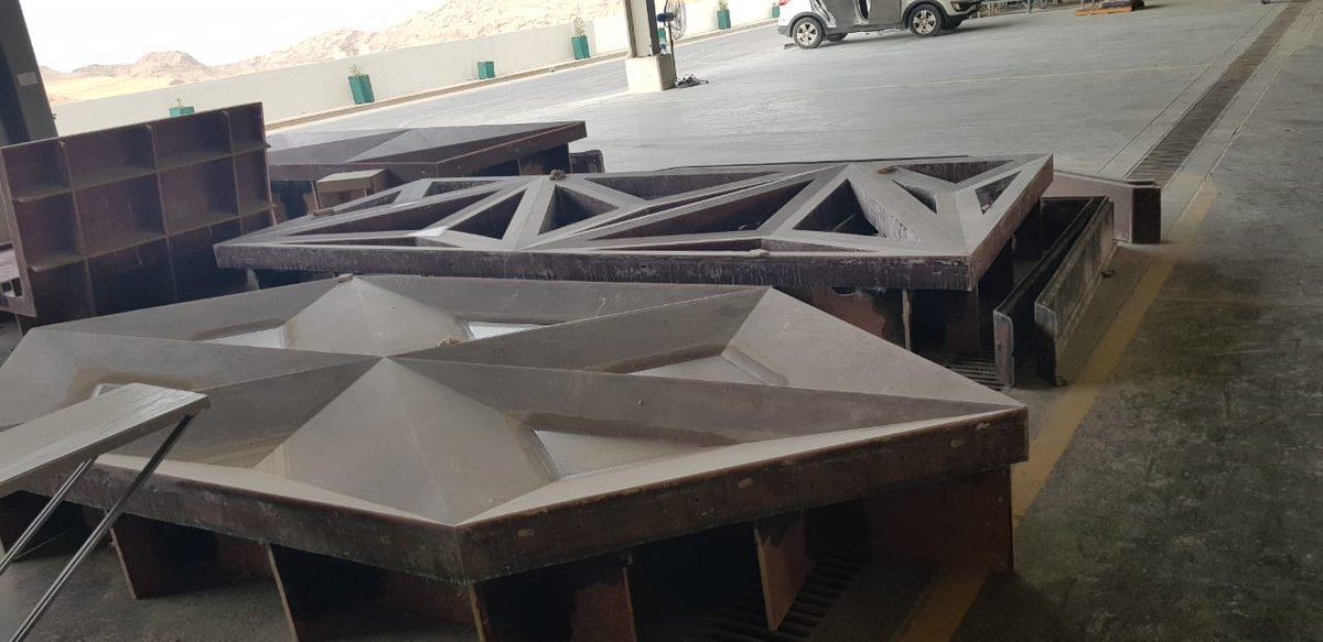 iiccdwarka's tweet photo. Production of GFRC moulds in progress at IICC, Dwarka. #IICCDwarka @PMOIndia @CimGOI @DIPPGOI @NITIAayog @rabhishek1982 @amitabhk87 @investindia @makeinindia @FollowCII @kintex_korea @SecretaryDEA @dmicdc https://t.co/JqMfy5E7LB