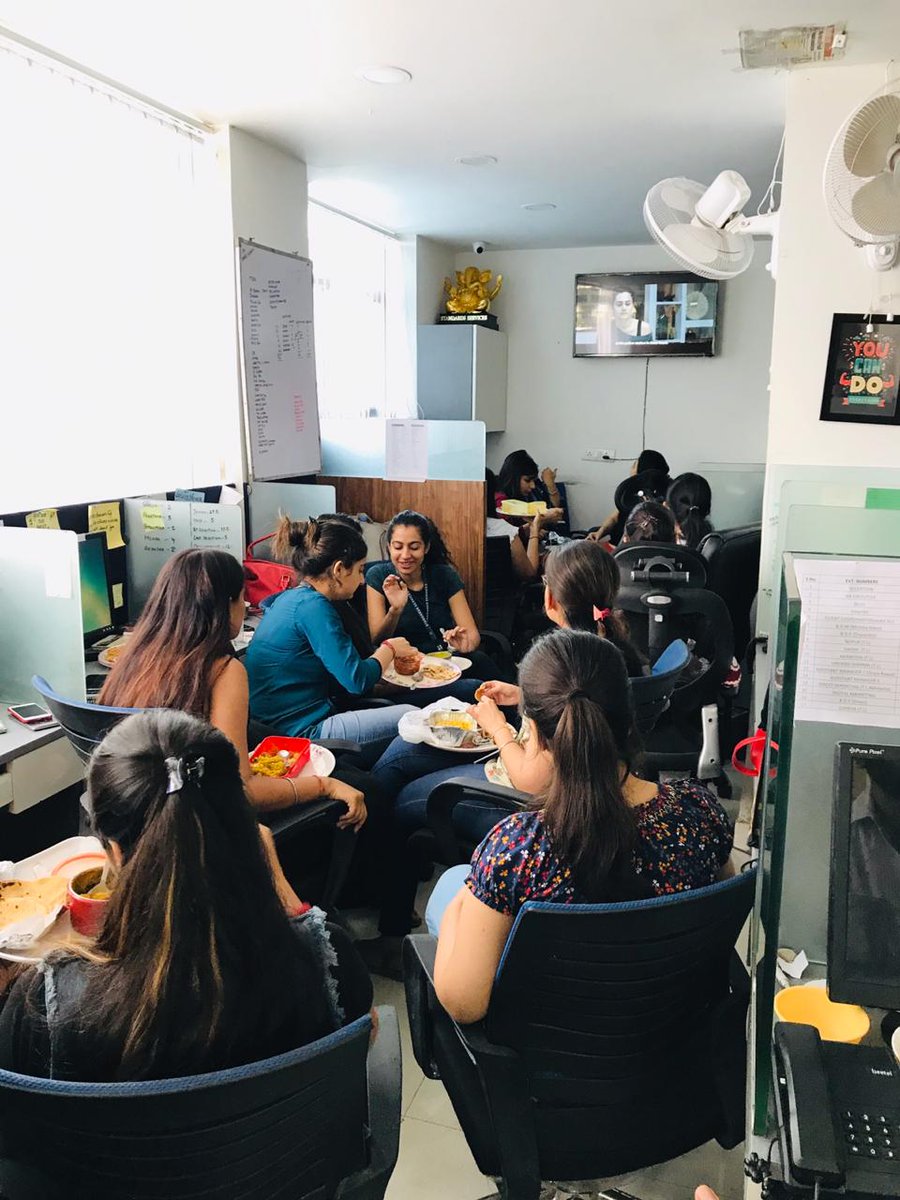 StandardsServi5's tweet photo. #Glimpses of #Friday_Fun Session at #Standards_Services. #Movie Screening accompanied by refreshment! #Employees can be seen enjoying the film ‘#BADLA’ last Friday with the Managing Director and #Senior #HR Executive in the same frame. https://t.co/SHDbiHi2DK