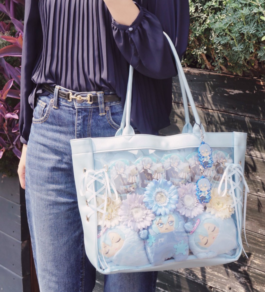 Earth Japanlabel Earhの痛バ 上品な光沢のラメ素材が可愛い新作 クリアデコバッグ Perle ペルル が登場 8 30 池袋サンシャインシティ店限定で先行販売スタート 詳細はこちらでチェック T Co Wpg9l1gheh 4周年をお祝いする痛バに Earth Japanlabel Earhの痛バ 上品な光沢のラメ素材が可愛い新作 クリアデコバッグ Perle ペルル が登場 8 30 池袋サンシャインシティ店限定で先行販売スタート 詳細はこちらでチェック T Co Wpg9l1gheh 4周年をお祝いする痛バに