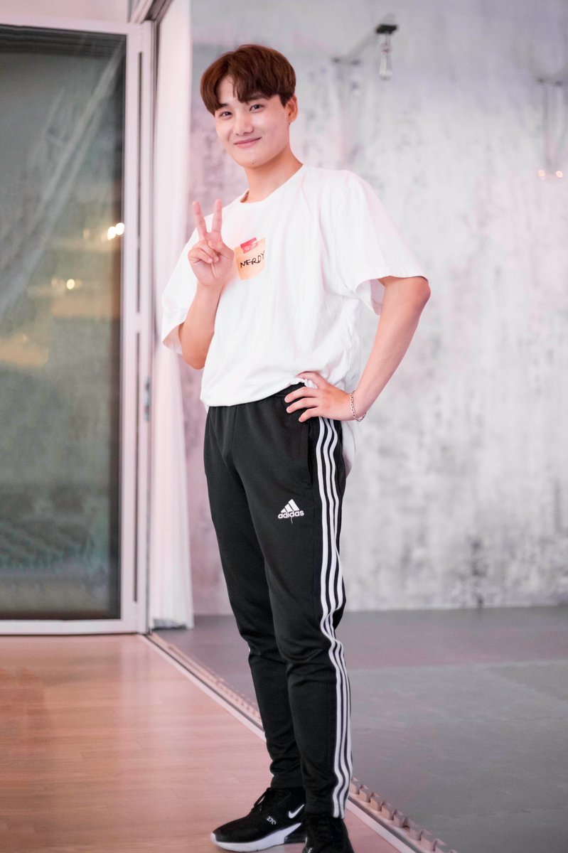 B_Style95's tweet photo. 190824 

ヨンスのダンスレッスンでのリオくん✌️ https://t.co/VfnLJHzGZ6