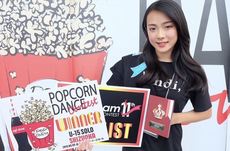 dance_palette's tweet photo. 2019.08.09(Fri)
POPCORN DANCE CONTEST U-15 ソロ部門にてyuukaが優勝をいただきました！✨

おめでとう！🥰
スタッフhikaru
#dance #dancestudiopalette #dancecontest #solo #jazz #1stprize #congrats #osaka #dance #yuuka #ダンス #ダンススタジオパレット #ジャズ #優勝 #popcorndancecontest https://t.co/arppCoKEdU
