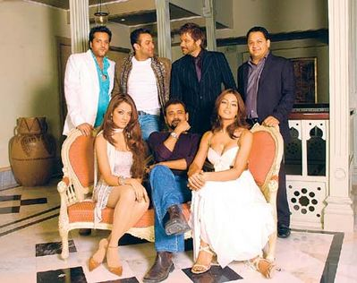 Iftykhan15's tweet photo. @BeingSalmanKhan @AnilKapoor @BazmeeAnees @bipsluvurself @Esha_Deol @laradut on set #14YearsOfNoEntry https://t.co/BgPWcBlC0y
