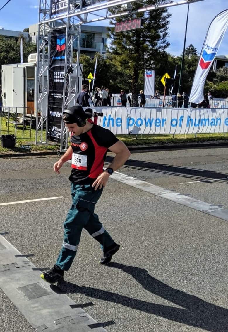 stjohn_wa's tweet photo. Some of our phenomenal paramedics ran for the Perth City to Surf event this weekend, carrying defibrillators to help raise awareness of our Community First Responder program. 🏃🏄 Thank you to everyone involved! 😍 #perthcitytosurf #perthcitytosurf2019 https://t.co/vVHUGq7hCh