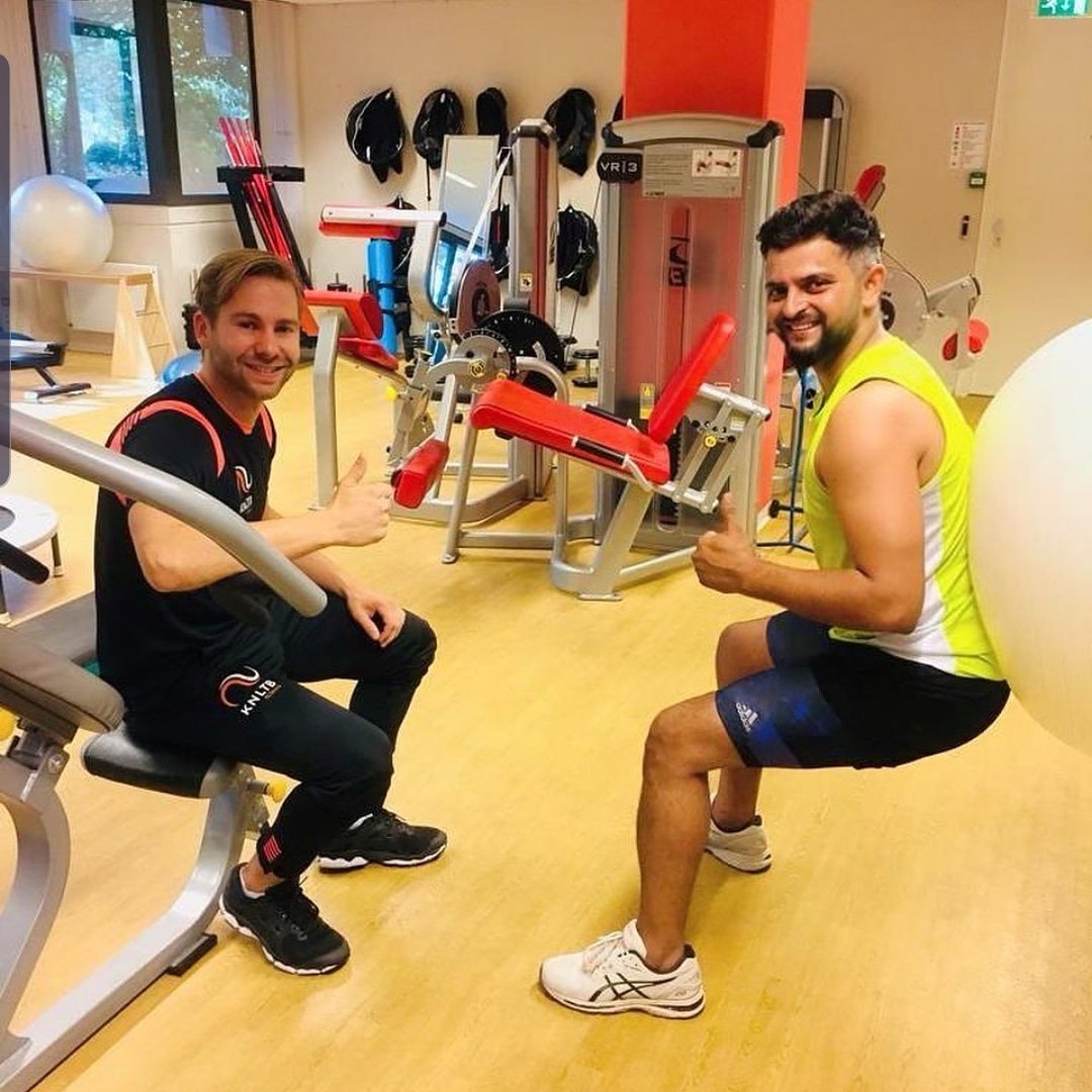 Raina_World's tweet photo. Hard work is a key to success! Champion @ImRaina ✌👏 https://t.co/KAZQdGiXBB