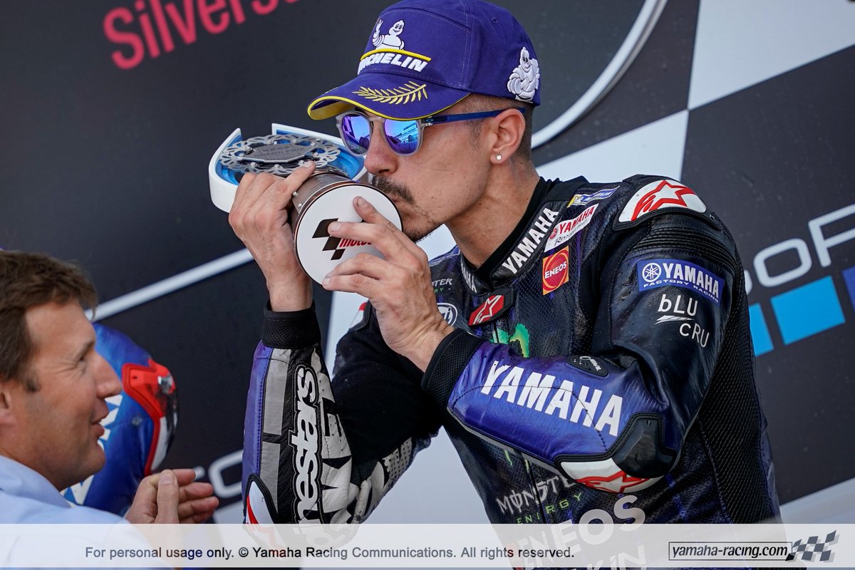 P3 para nuestro #MVK12
Las #YAMAHA han encontrado el camino😜
.
.#MotoGp #Yamaharacing #M1 #Motorcycle #Michelin #Imagesmotorbikes #Sabadell #YVSSabadell #ConcesionarioOficial