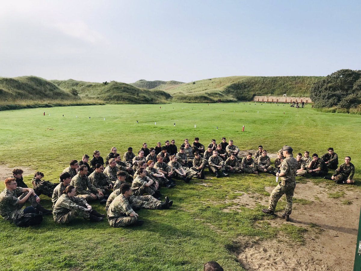 No7SATT's tweet photo. After working really hard to pass their Weapon Handling Tests and having honed their skills on the DCCT yesterday we’re briefing our cadets for live firing the L98a2 on our @WandWAirCadets shooting camp. #LFMT #whatwedo https://t.co/GhU2v9cnRo