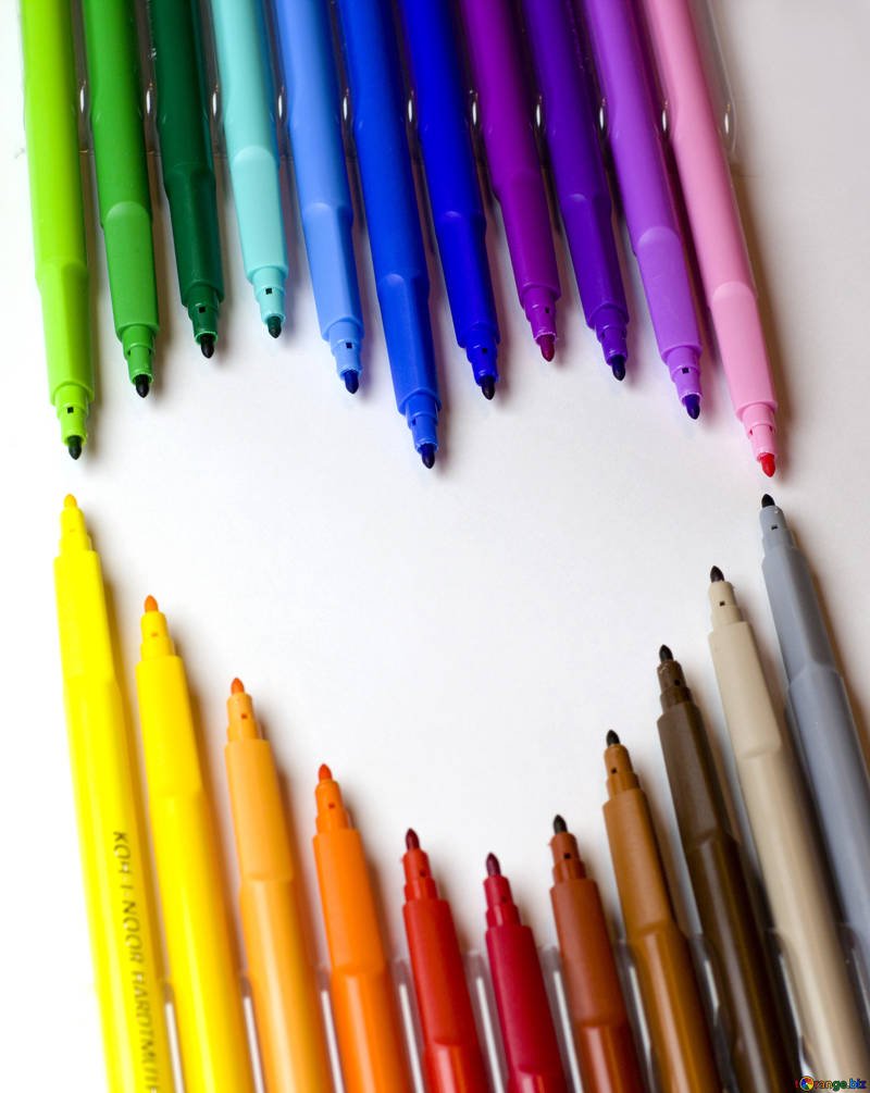 фломастеры история. фон фломастерами. история ручки для письма. разноцветные маркеры. фломастеры centropen 90-х.