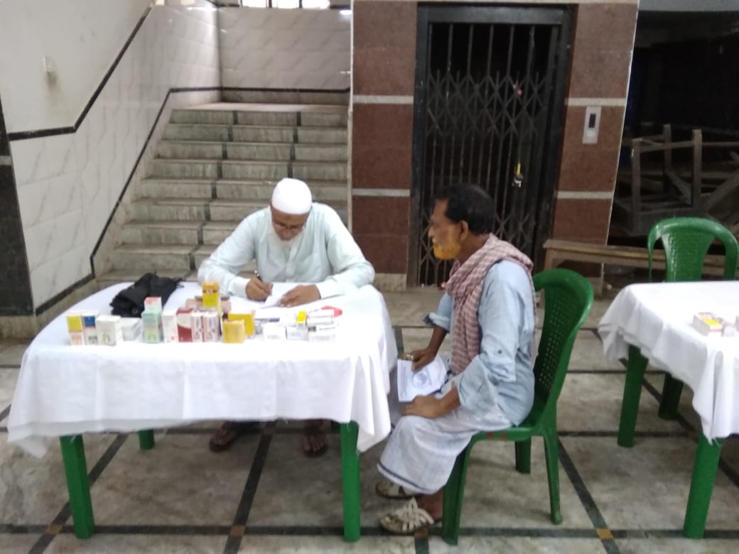 PayameInsaniyt's tweet photo. 25-08-2019
#AIPIF (#TheMessageOfHumanity unit #Kolkata organised a free medical camp
#HumanityFirst
#humanity https://t.co/sO6ZHiDdN5