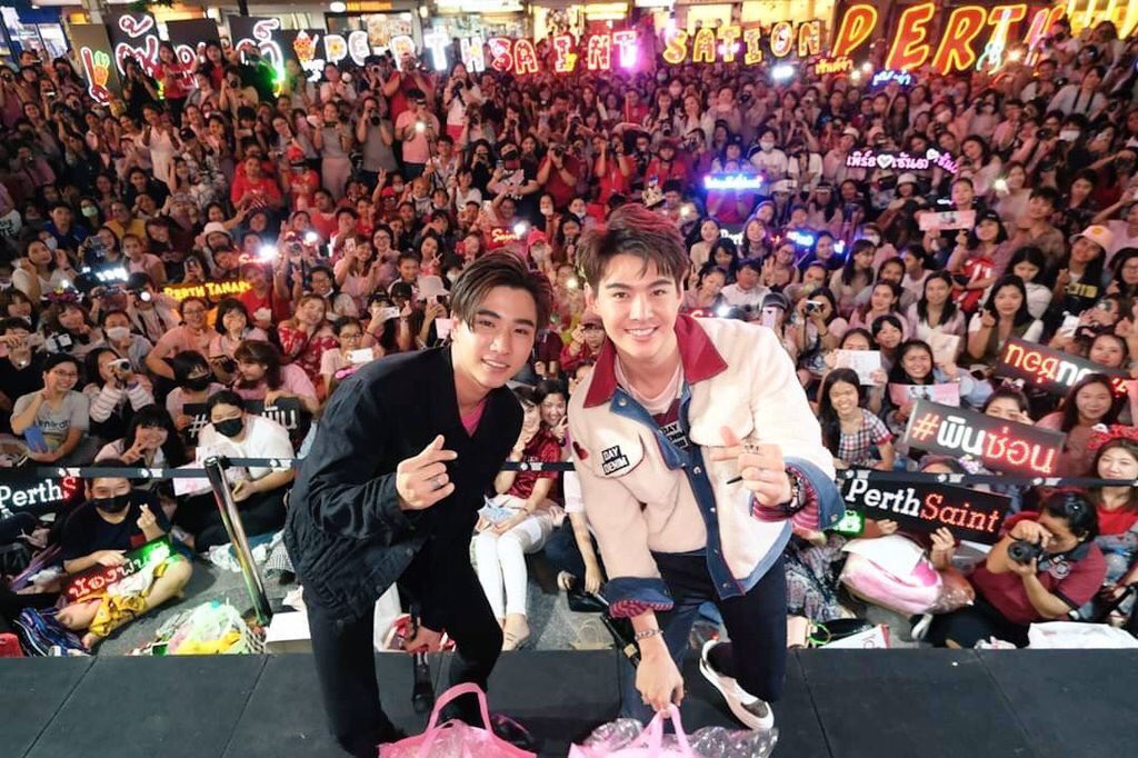 Lananh_1898's tweet photo. PerthSaint Forever
☺️☺️☺️☺️☺️☺️☺️
❤🖤🐯🐉🌻
#OWhatTHxPerthSaint https://t.co/SKP3nLv2PP