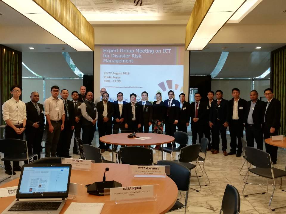 APCICT's tweet photo. As part of ESCAP's #DisasterResilienceWeek, experts are meeting in Bangkok to discuss and exchange ways for advancing the use of #ICT for #DisasterRiskManagement.
π Learn more at: https://t.co/3lmMZFZbvr https://t.co/pxzIyruPTG