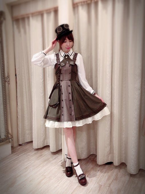 毎年即完売 Amavel Classical Steampunkシリーズ ひざ丈ワンピース