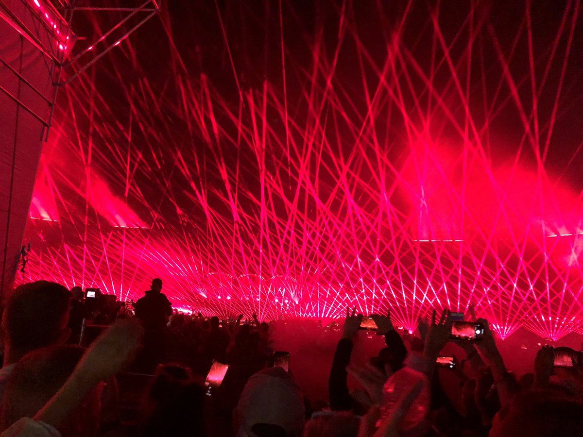 emzagee_x3's tweet photo. Not even apologising for my snapchat story cos @swedishousemfia were unreal #creamfields #creamfields19 #shm https://t.co/KFz8TYAt1c