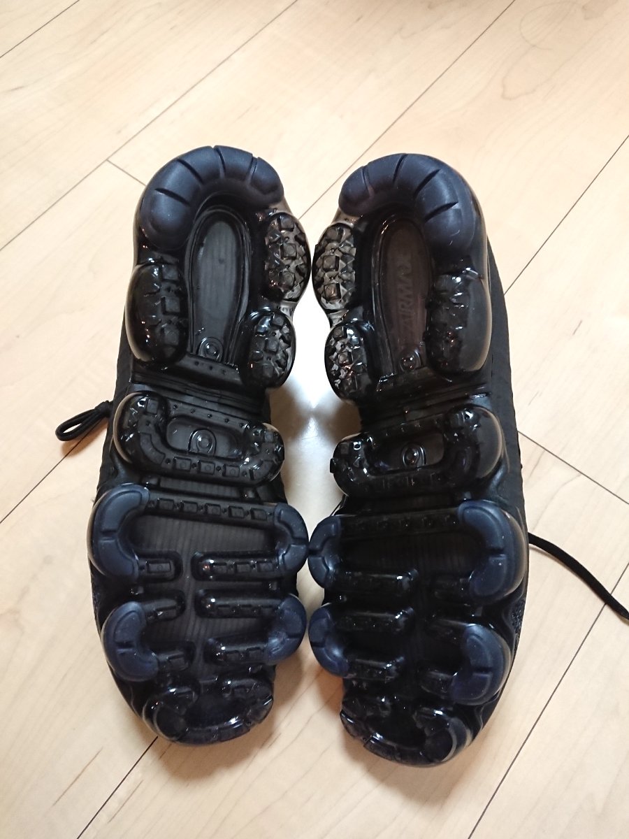 Ar9Tm's tweet photo. ●プレゼント
新品27.5cm NIKE AIR VAPORMAX FLYKNITナイキエアヴェイパーマックスフライニット ブラック

●参加方法
フォロー&amp;RT +簡単な作業

【応募期限】今日から3日以内まで

DMを受け取れる用にしておいて下さい
皆様のご参加お待ちしております！✨ https://t.co/SfxG8AASdT