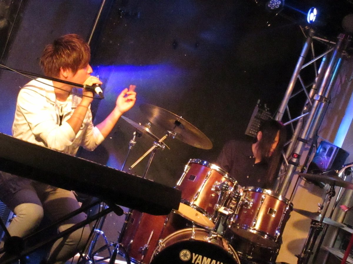snowsheep48's tweet photo. #イノイタル
#UNIONFIELD
#queueb
#ルービックキューブ !
ではなく
「CubIc Rube〜FINAL」
4枚目は、気付いて貰えない、
ジュリーイタルくん。
queuebとの思い出話や、
ハム太郎や、ささやかにqueuebの幸せを願ったり
愛が溢れてました! #さすが ! https://t.co/ydL5lbAlUD