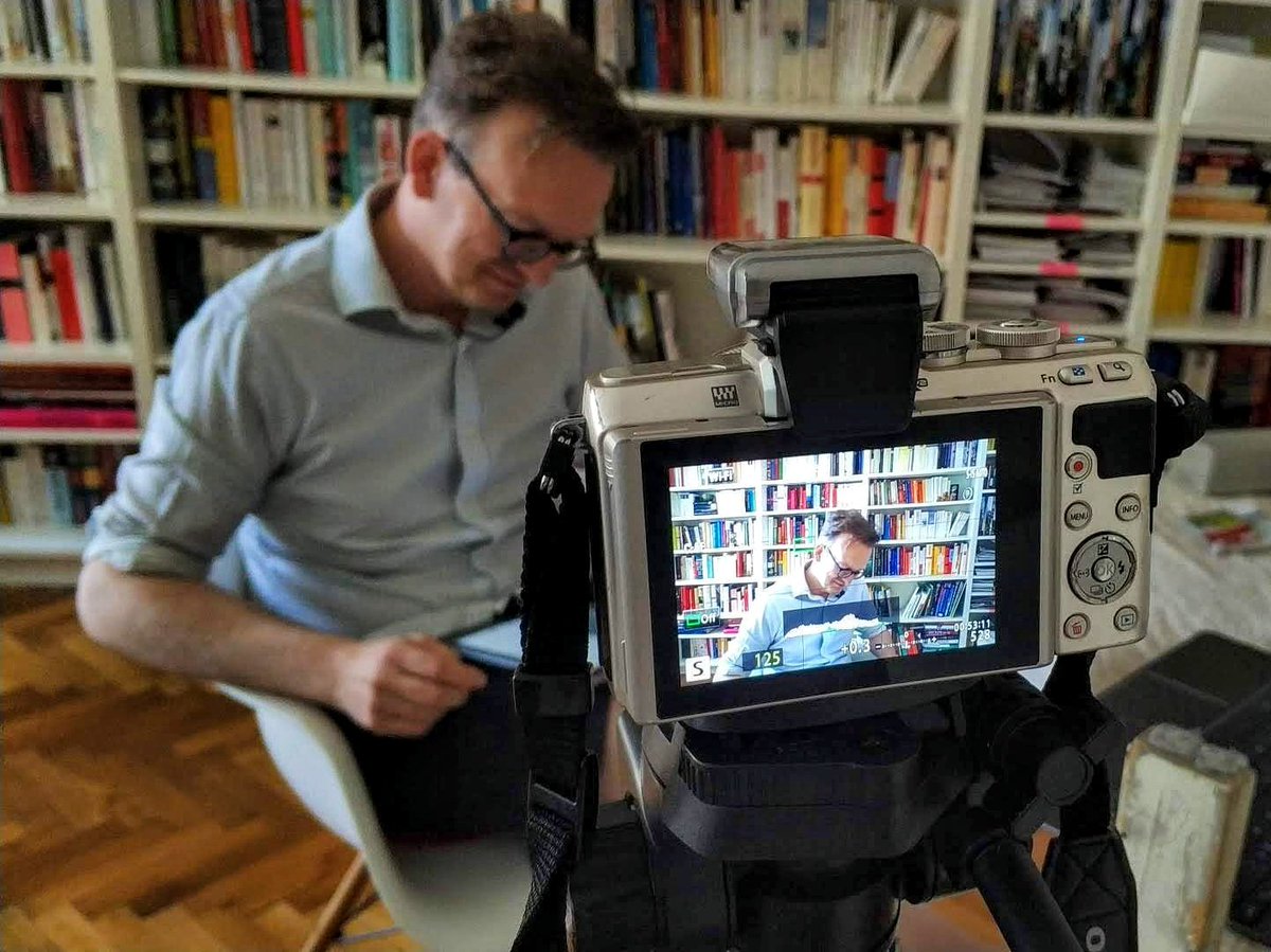 brainherogame's tweet photo. The COUNTDOWN has started. ⏳ We will show you today at 7pm what we've been working on in this last months. We are so proud of this project. Stay tuned! 🤗🎉 #brainhero #brainherogame #neurosciene #neurofeedback #startup #filming #video #ceo #brain #brainscience https://t.co/l2R8f4QD6U