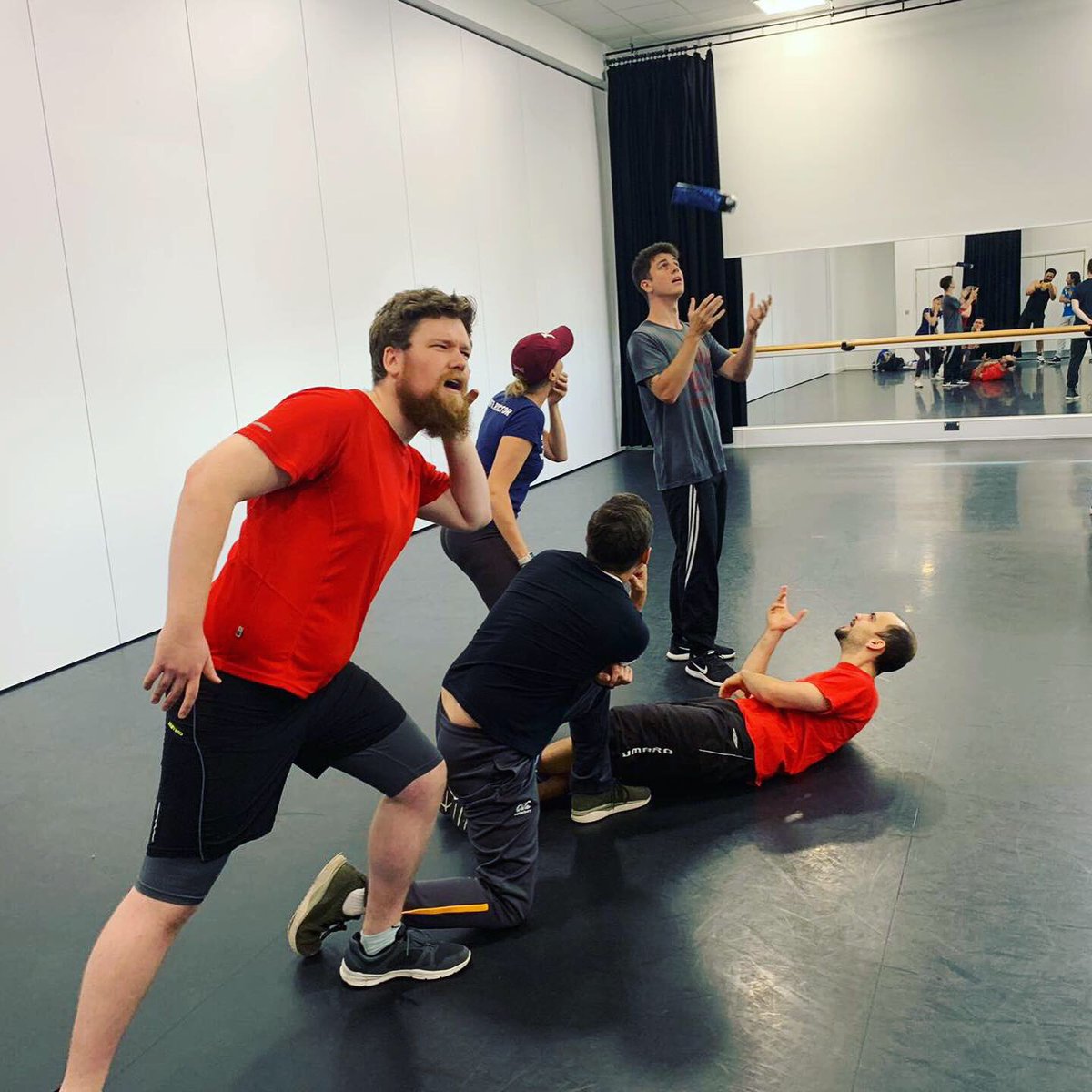 ActionEmporium's tweet image. Day 1 in the bag &amp;amp; starting day 2! @APCombat #StageCombat Summer Course well &amp;amp; truly underway! 😄⚔️