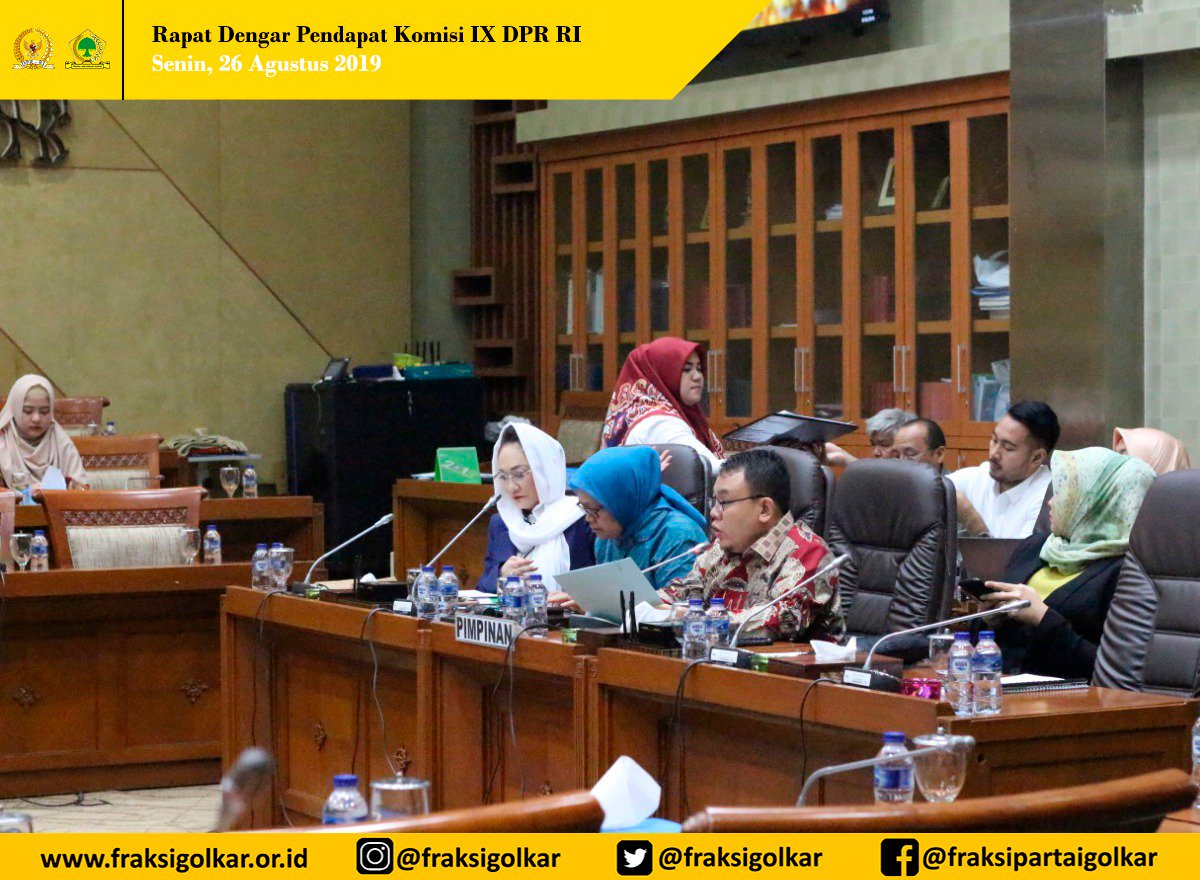 fraksigolkar's tweet photo. Rapat Dengar Pendapat Komisi IX DPR dengan BPOM, BPJS Kesehatan, Dirjen Farmalkes Kemenkes, Dirjen Yankes Kemenkes, Dirjen Pengelolaan Sampah, Limbah dan B3 KLHK, Irjen Kemenkes, Kepala LKPP, Pengurus PERSI, Pengurus ARSADA. https://t.co/wc2sKo6BUN