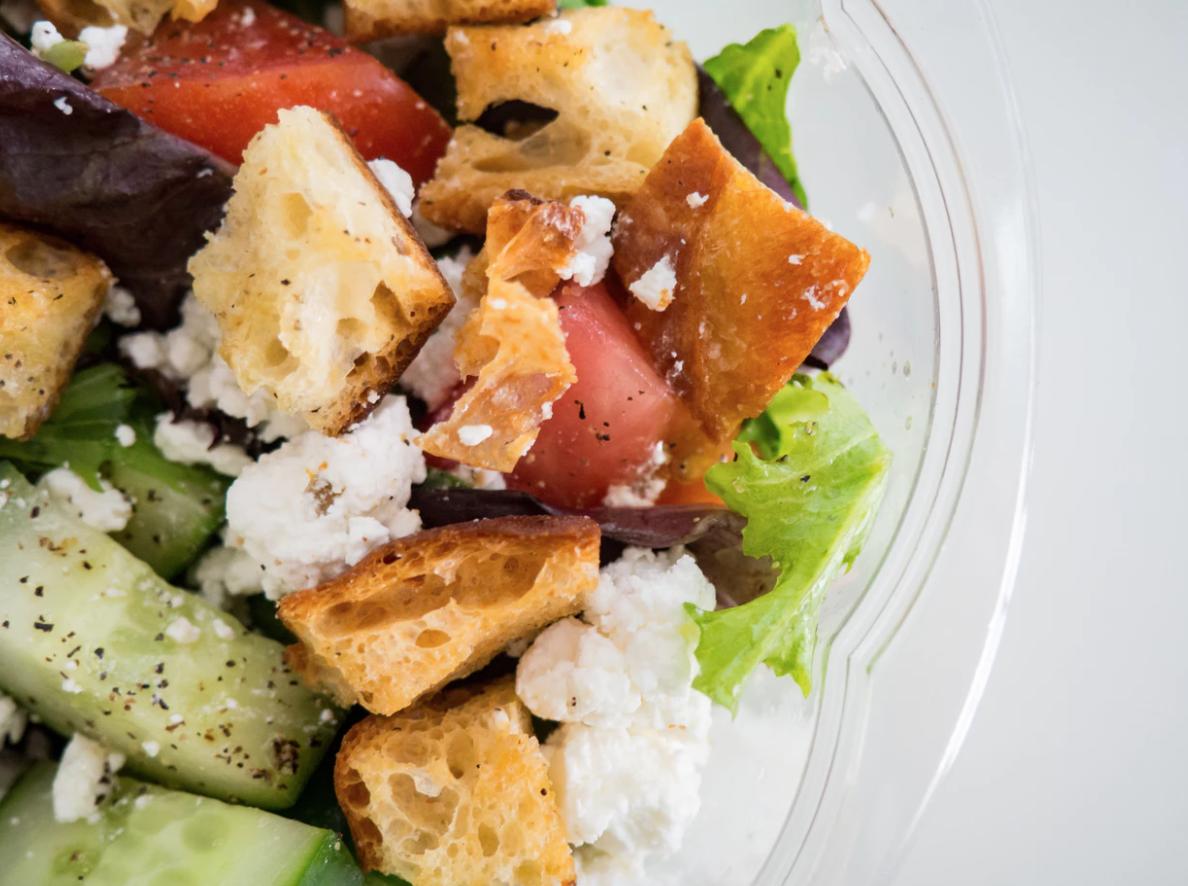 Dreaming of a summer holiday in Greece? Why not try these recipes? ow.ly/tEHu30ppDFq
