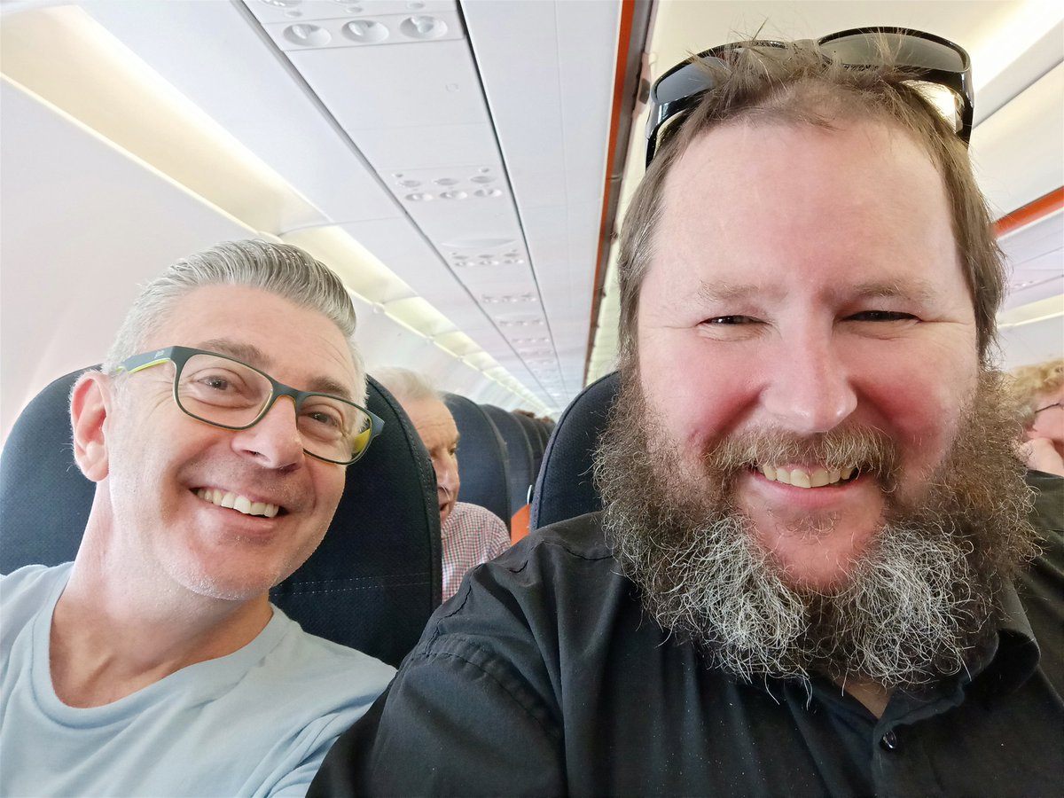 hellojohnrowe's tweet photo. Farewell Edinburgh! My musical director @StefNowak and I on a wee trip to Italy & London before heading home to Oz. Thanks for the bonny adventure Scotland.
#edfringe #JohnRoweShow #outtahere https://t.co/RoyuOJmFVt
