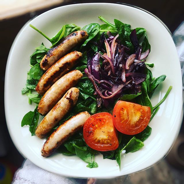 WorkoutWithLola's tweet photo. Breakfast of champions 🏆 
#foodporn #healthyeats #yesplease https://t.co/fKRH3wTGWC https://t.co/lGn5HsL57l