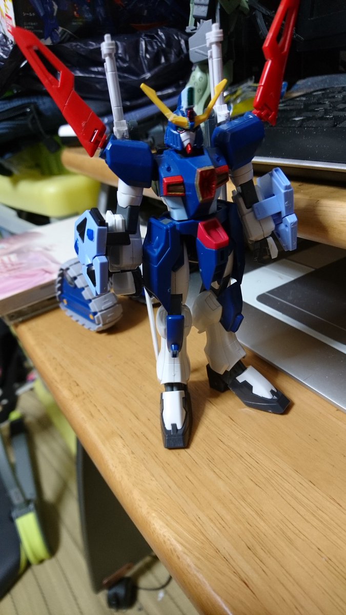 Twoucan イビルビースト Luckyboydazei