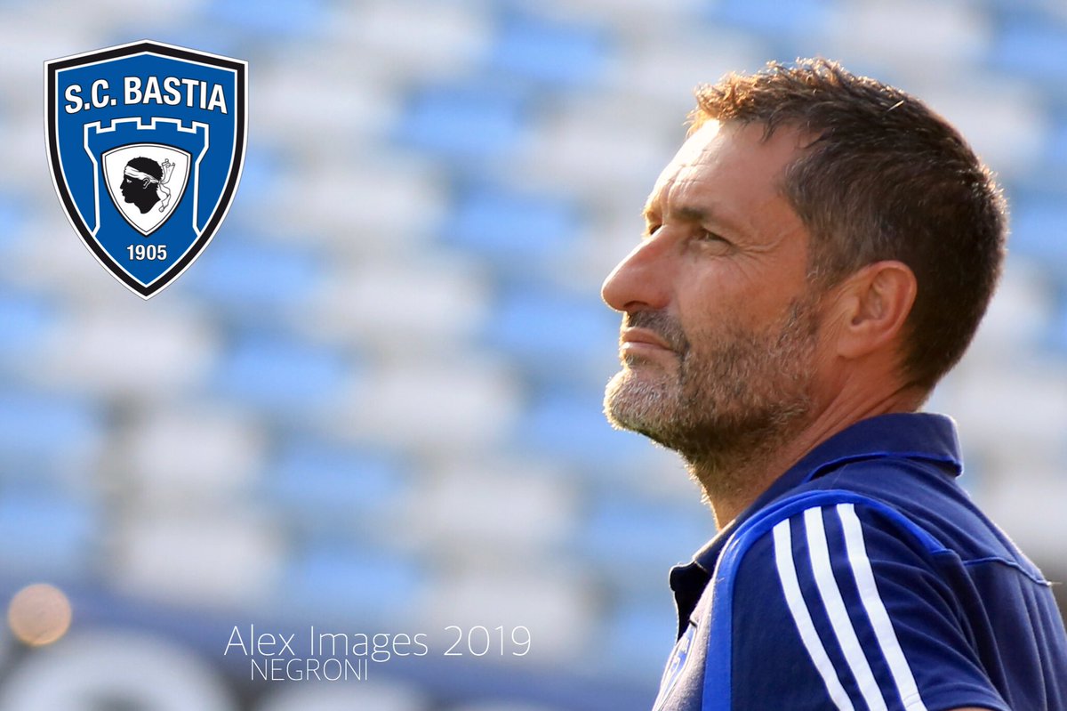 Merci Monsieur Rossi 🙏 et merci au Sporting pour toutes ces émotions.
<a href="/SrossSrossi/">stephane rossi</a> Stéphane #Rossi lors du match contre le #LOSC
#SCB en #N2