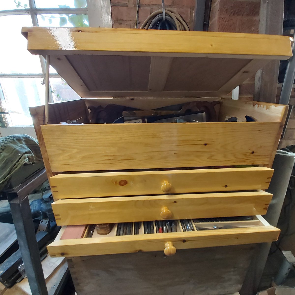 Suffolk Furniture Restoration tweet media