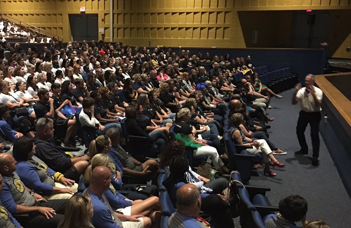 Kick off 2019-2020 at River Hill HS. Awesome school spirit from @hcpss_arl, <a href="/hcpss_cms/">Clarksville MS</a>, <a href="/hcpss_ces/">Clarksville ES</a>, <a href="/hcpss_fqms/">Folly Quarter MS</a>, @hcpss_hwc, <a href="/hcpss_rhhs/">River Hill HS</a>, <a href="/hcpss_tres/">Triadelphia Ridge ES</a>. Powerful message about equity from <a href="/mjmsuper/">Michael J. Martirano, Ed.D.</a>