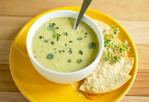 Chilled Green Chile Cucumber Soup
#greenchile #hatchchile #coldsoup
mjskitchen.com/2019/08/green-…