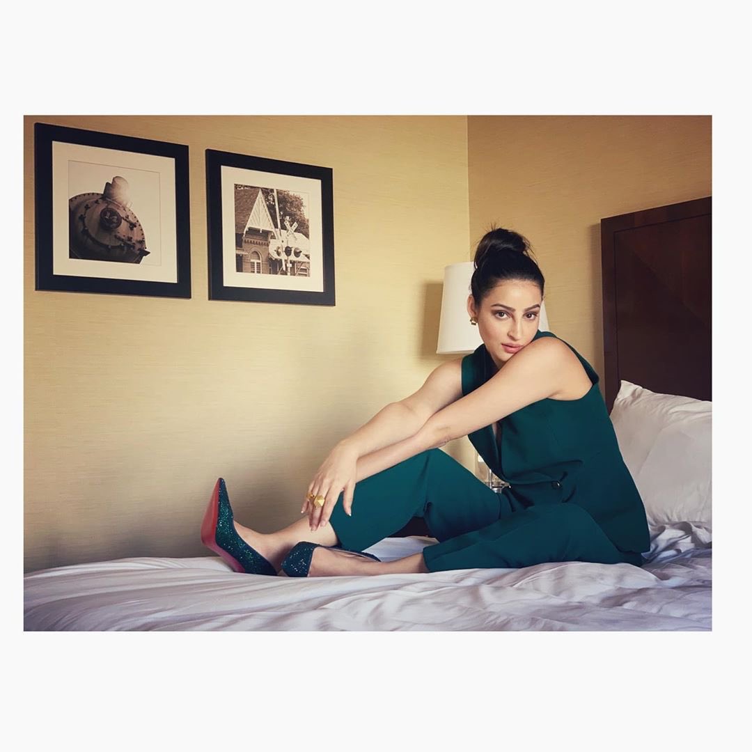 aslichandni's tweet photo. Ready for a press conference 🎤

Styled by: @malvika_tater 
Outfit: @zaraindiaofficial
Jewellery by: @box_of_hues https://t.co/1gSNBrgcXv