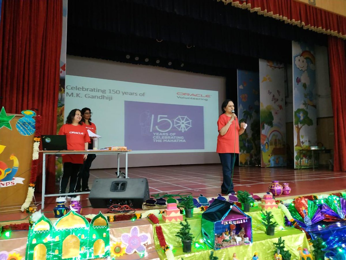 kamal_peter's tweet photo. #Oraclevolunteers with 60+ #schooleducators #Bangalore.Teachers had fun designing teaching learning material with an #interdisciplinary approach,#multigrade in utility. Teachers shown how 2 celebrate beloved @Mahatma150 in the most creative and respectful way.@ORCLCitizenship https://t.co/YuAHUUWv1E