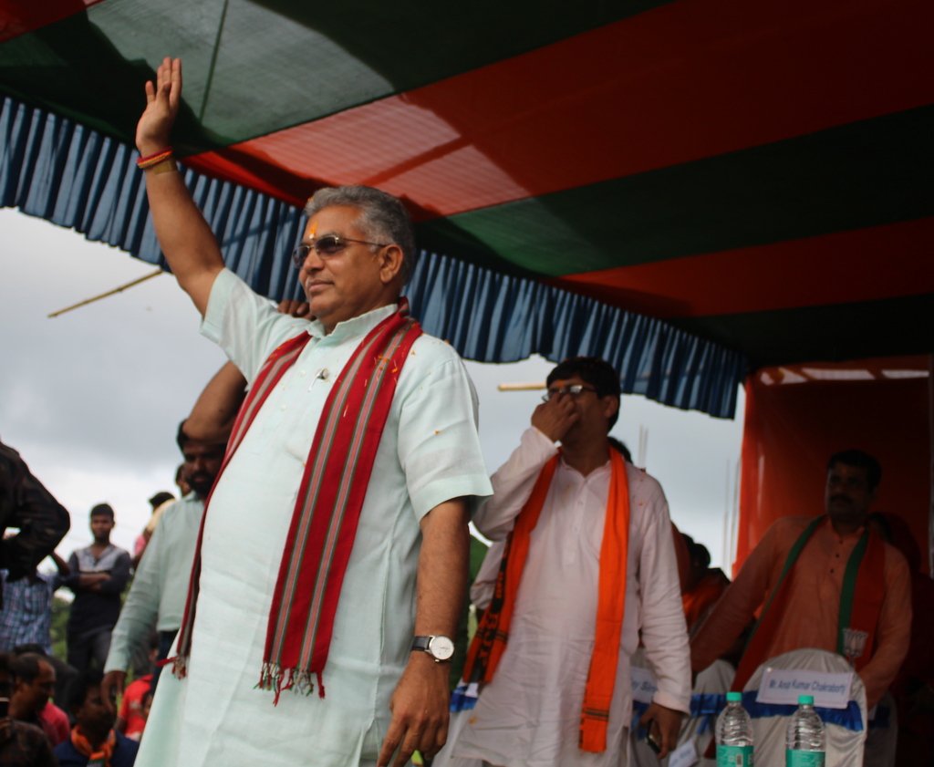 DilipGhoshBJP's tweet photo. 1.2 Sharing few more glimpses from Heria. People of Paschim Banga will not tolerate #PoliticalTerror and Zamindari. https://t.co/EXXChaycv9