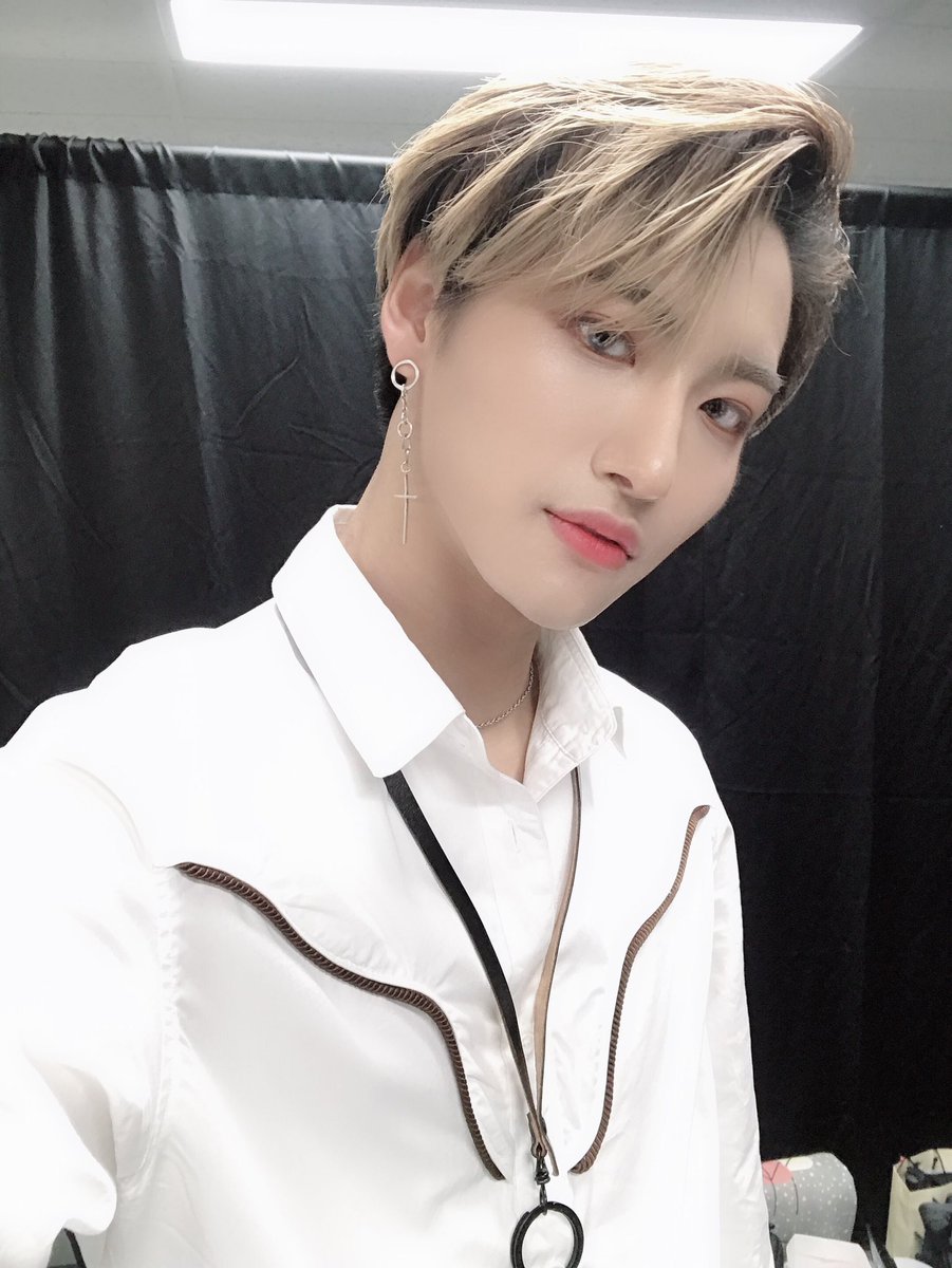 ATEEZofficial's tweet image. [#성화] 다 다른 날❤️
매일 보고싶은 에이티니❤️
#ATEEZ #에이티즈