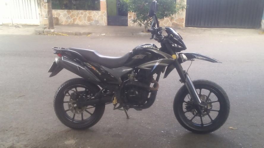 misKilometros's tweet photo. En venta moto DT Bera 200 en Táchira 📍
.
Año 2014, único dueño, excelente estado, batería y cauchos nuevos
.
Inf. 0426.928.87.13
.
#motos #enventa #vehiculo #tachira #venezuela #instamotos https://t.co/0GnLCE0D7G