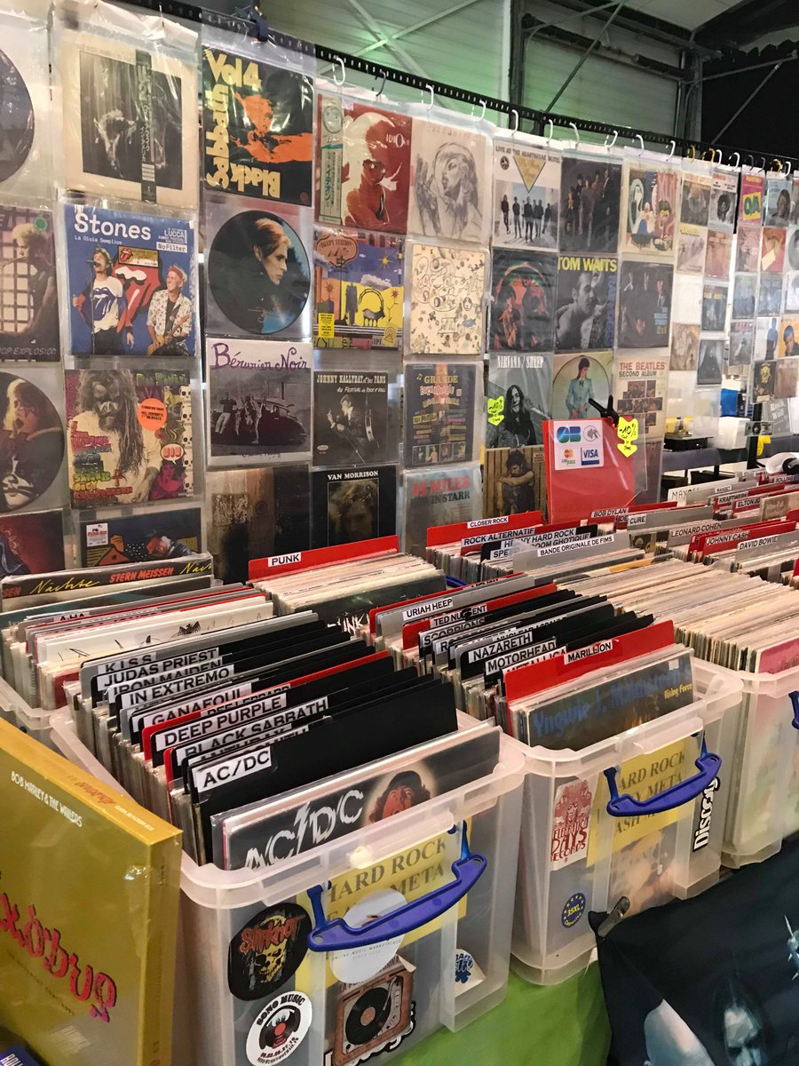 La Foire aux disques fera son grand retour durant les Puces Rouennaises du 6 au 8 Septembre ! 😊📀

Elle sera installée cette fois-ci dans la Verrière du Parc Expo de Rouen 📍👍 #pucesrouennaises #Rouen  #brocante #antiquité <a href="/RouenExpo/">RouenExpoEvenements</a>